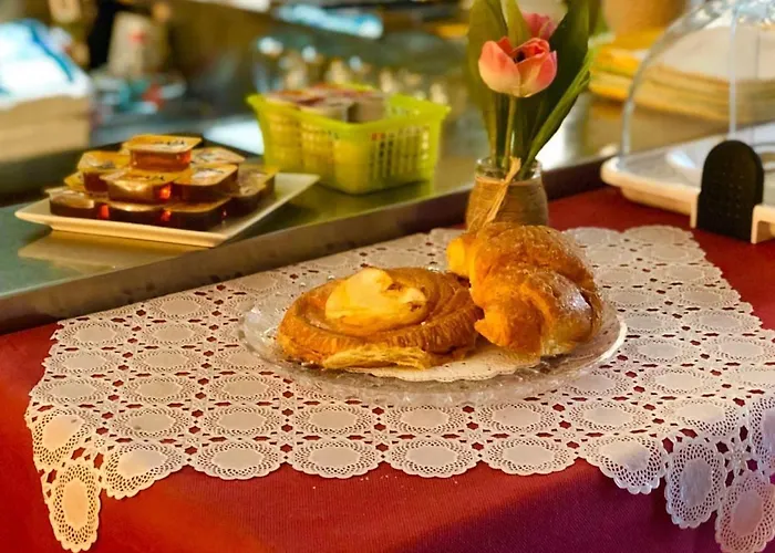 ホテル サンミケーリ 2*